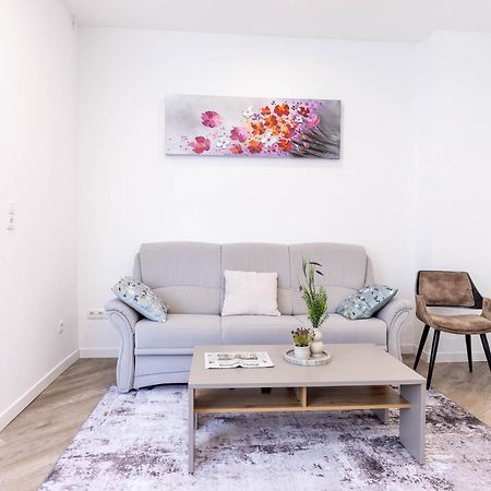 Neu I Ferienwohnung Jasmin Андернах Екстериор снимка