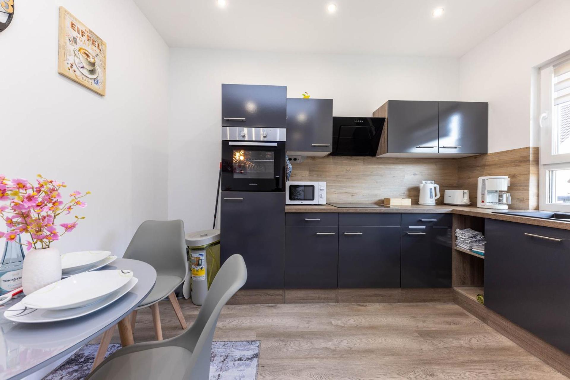 Neu I Ferienwohnung Jasmin Андернах Екстериор снимка
